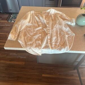 Gillia Light Cream Button Down Shirt